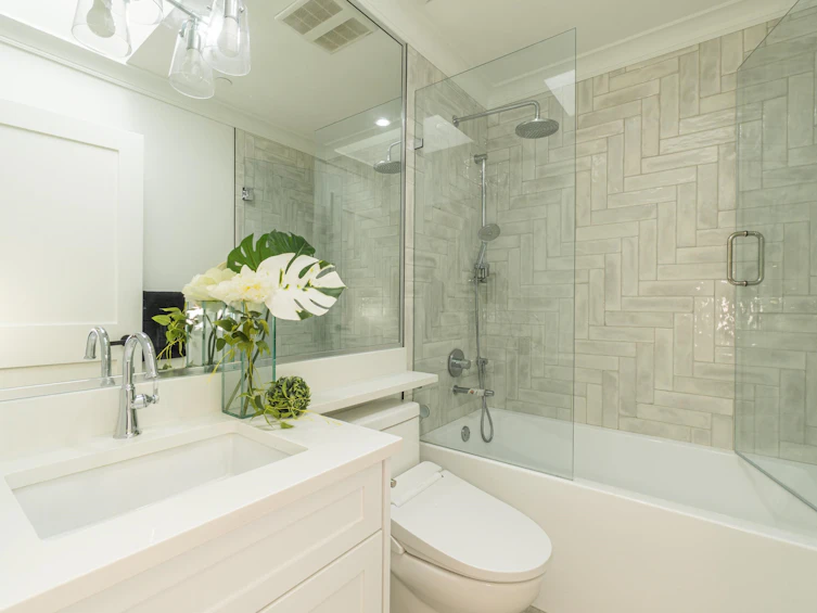 2045 E 51 Avenue, Vancouver, BC, V5P 1W2 - 21