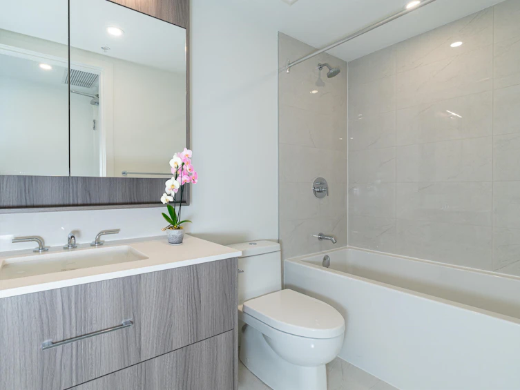 2601-9675 King George Boulevard, Surrey, BC, V3T 0T7 - 26