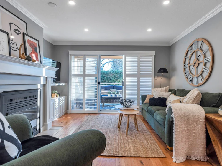 211-15185 22 Avenue, Surrey, BC, V4A 9T4 - 11
