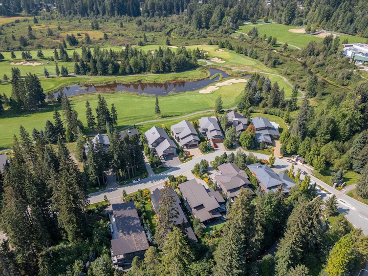8011 Cypress Place, Whistler, BC, V8E 1J9 - 3