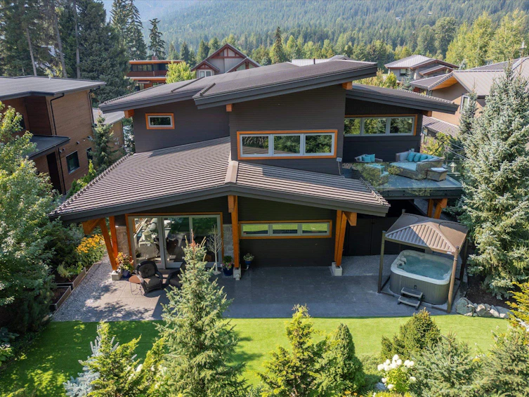 8011 Cypress Place, Whistler, BC, V8E 1J9 - 5