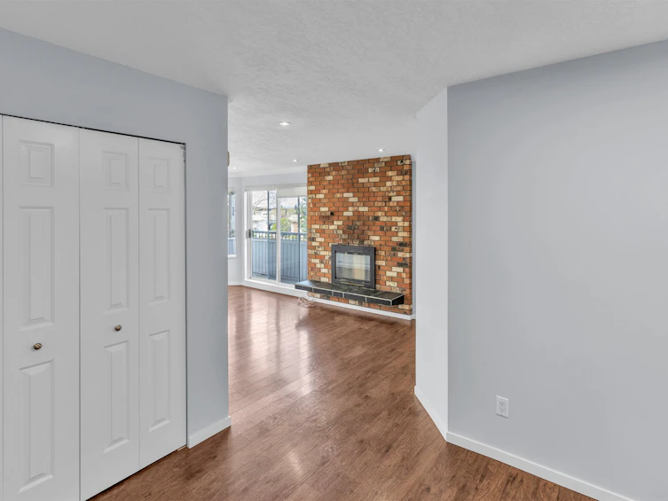 304-32950 Amicus Place, Abbotsford, BC, V2S 6G9 - 11