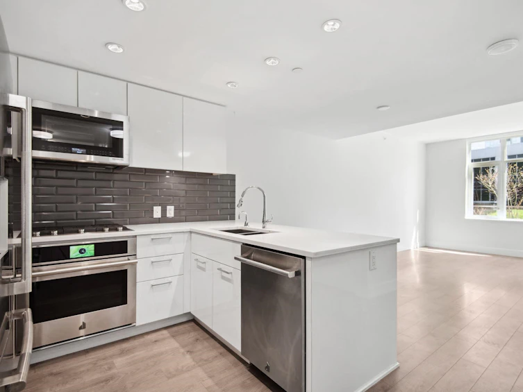 217-3451 Sawmill Crescent, Vancouver, BC, V5S 0H3 - 3