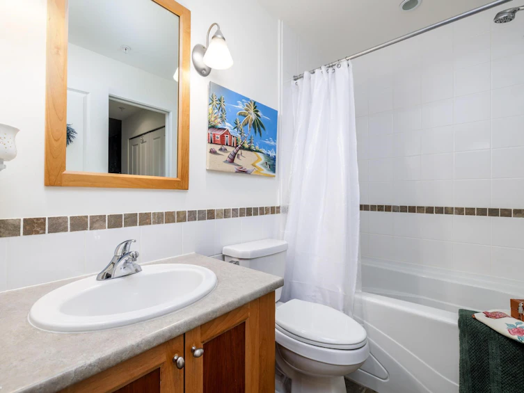 210-15350 16a Avenue, Surrey, BC, V4A 1S9 - 16