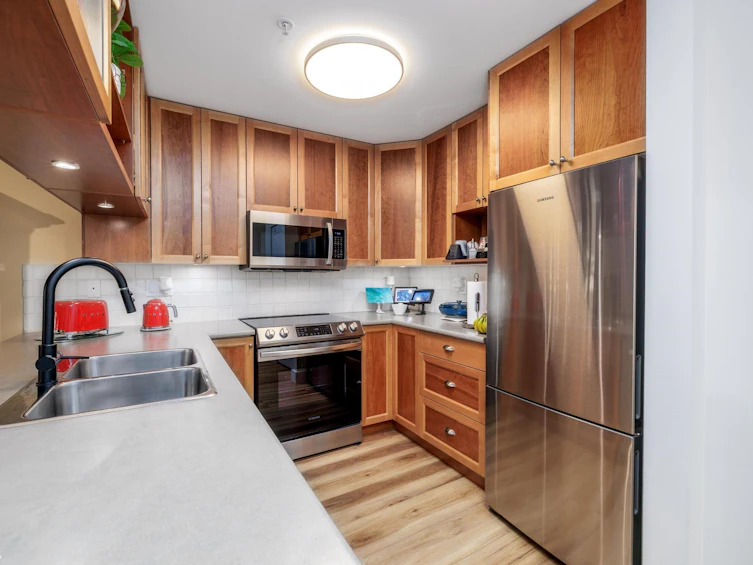 210-15350 16a Avenue, Surrey, BC, V4A 1S9 - 8