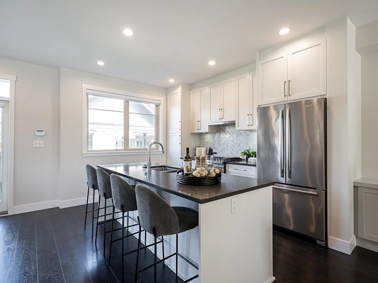 2452 165 Street, Surrey, BC, V3Z 0M8 - 10