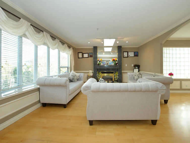 7463 Gladstone Street, Vancouver, BC, V5P 4G9 - 7