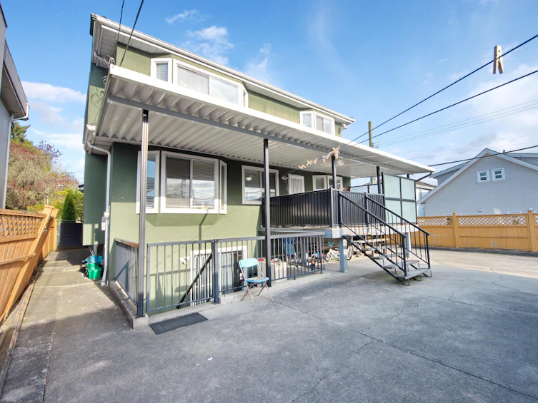 7463 Gladstone Street, Vancouver, BC, V5P 4G9 - 38