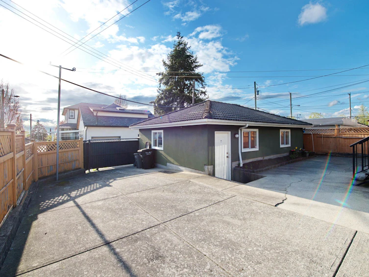 7463 Gladstone Street, Vancouver, BC, V5P 4G9 - 40