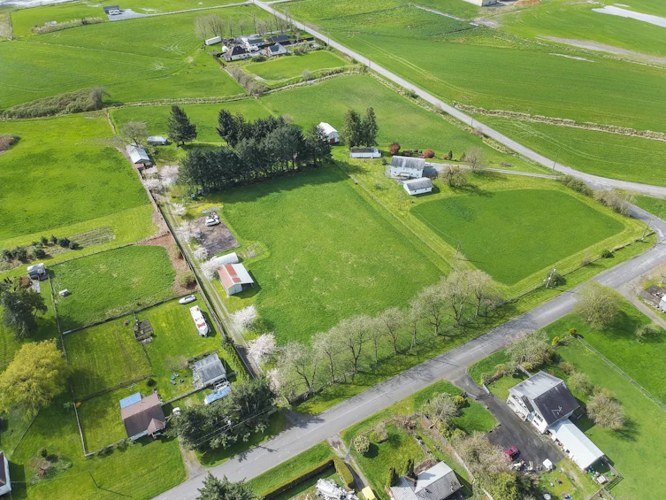 36828 Mckamie Road, Mission, BC, V2V 4J4 - 2