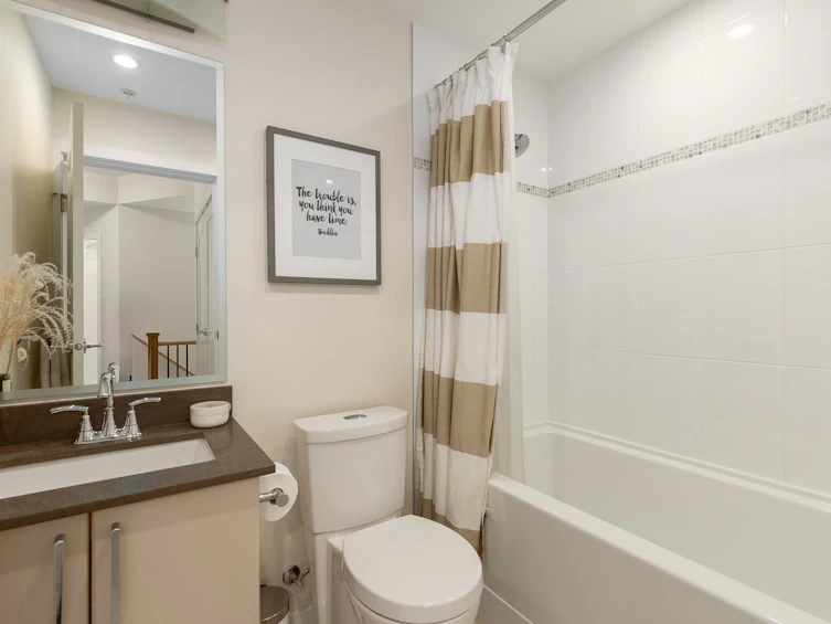 50 W 1st Avenue, Vancouver, BC, V5Y 0K4 - 18