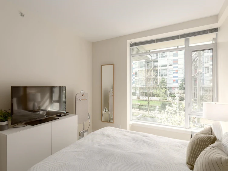 50 W 1st Avenue, Vancouver, BC, V5Y 0K4 - 11