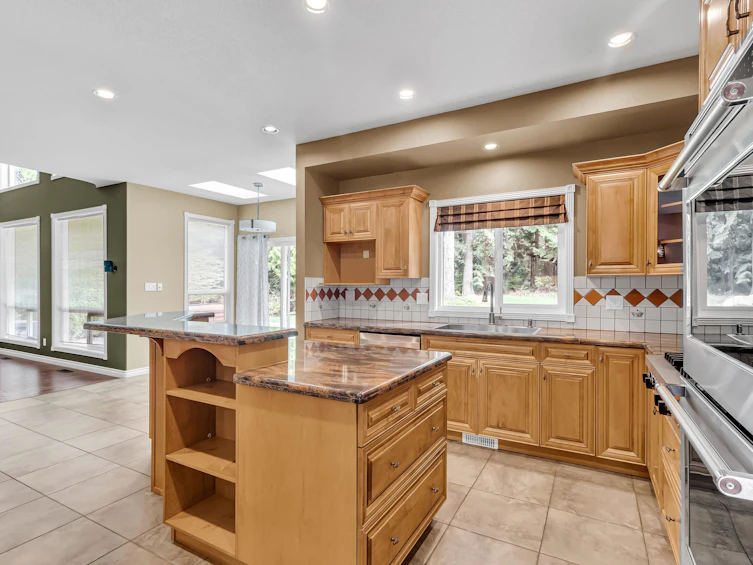 1733 Sugarpine Court, Coquitlam, BC, V3E 3E4 - 2
