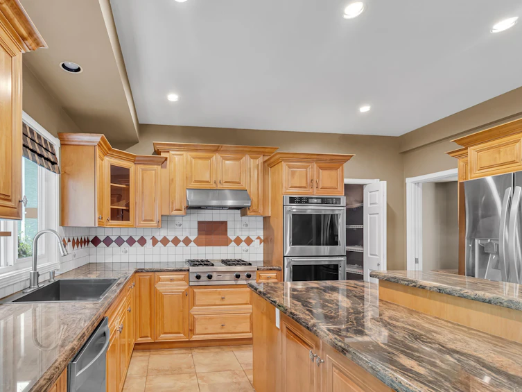 1733 Sugarpine Court, Coquitlam, BC, V3E 3E4 - 3