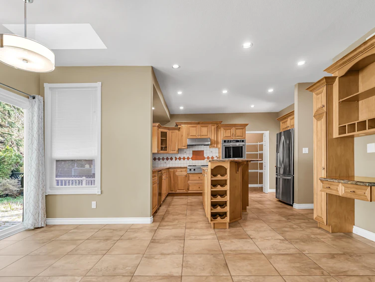 1733 Sugarpine Court, Coquitlam, BC, V3E 3E4 - 4