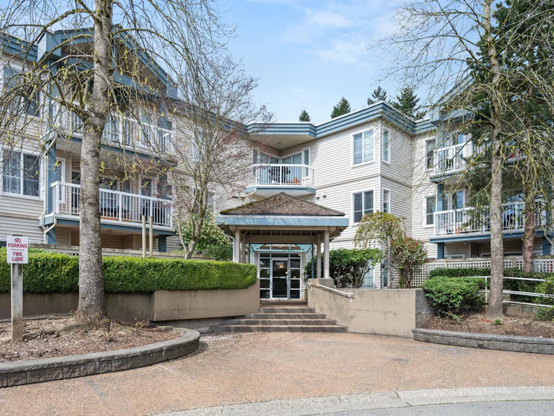 204 - 10675 138a Street, Surrey BC V3T 4L2