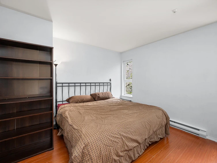 204-10675 138a Street, Surrey, BC, V3T 4L2 - 10