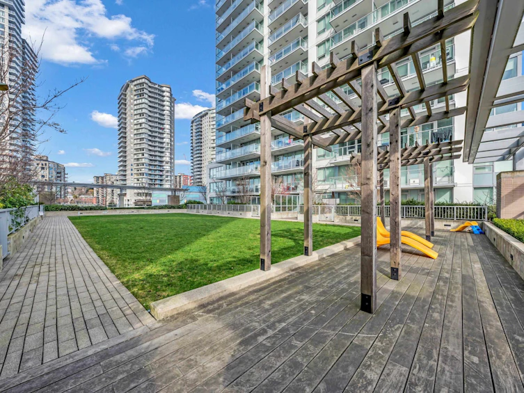 1709-988 Quayside Drive, New Westminster, BC, V3M 0L5 - 21