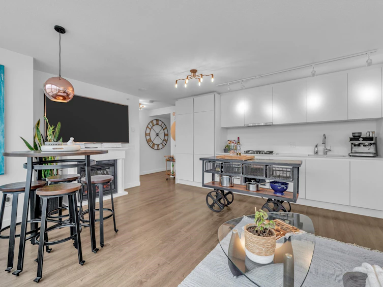 1709-988 Quayside Drive, New Westminster, BC, V3M 0L5 - 5