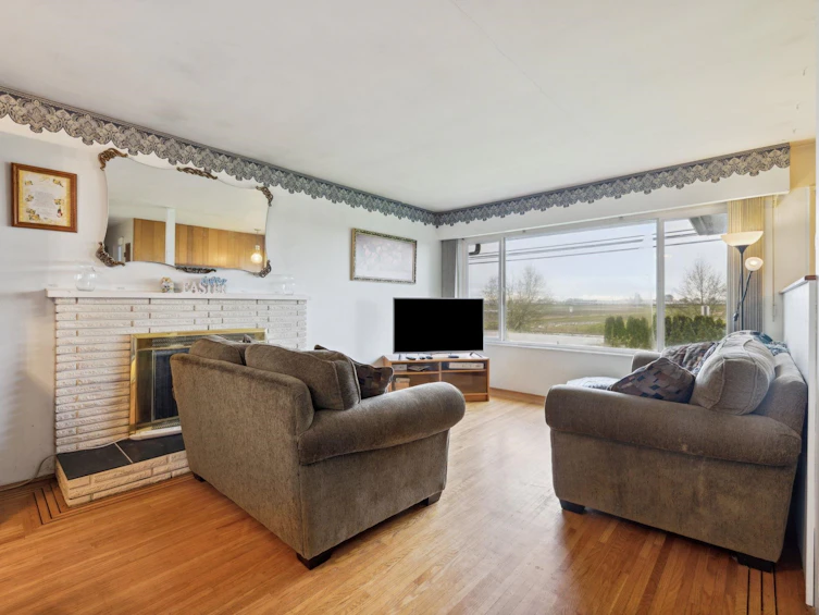 17391 Westminster Highway, Richmond, BC, V6V 1A9 - 5
