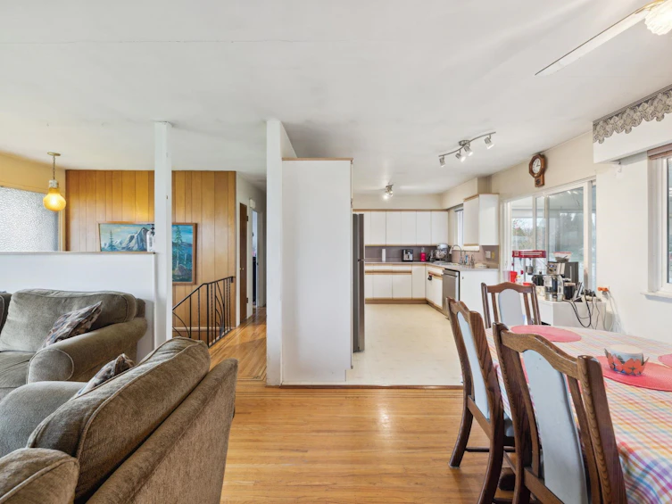 17391 Westminster Highway, Richmond, BC, V6V 1A9 - 9
