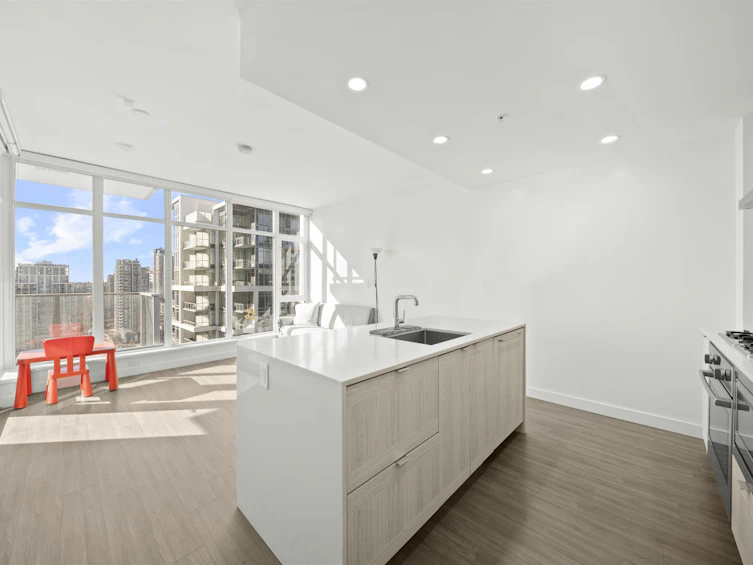 2208-2311 Beta Avenue, Burnaby, BC, V5M 0M1 - 2