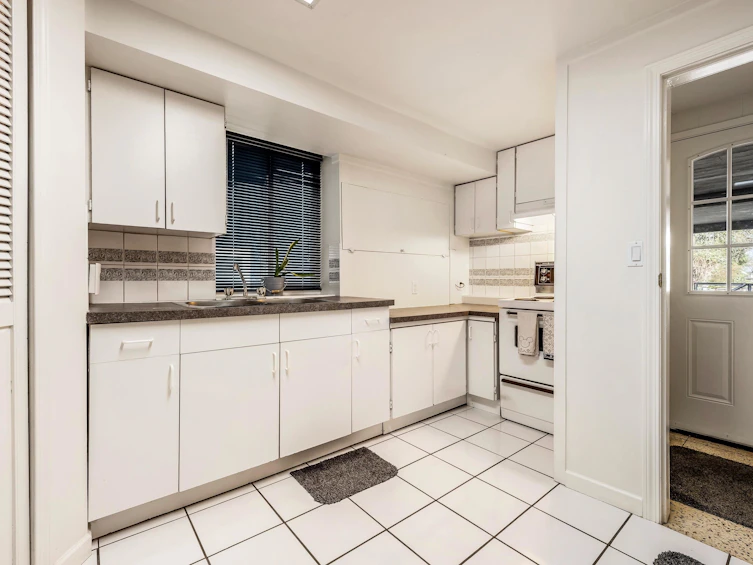 2627 E 5th Avenue, Vancouver, BC, V5M 1M8 - 26