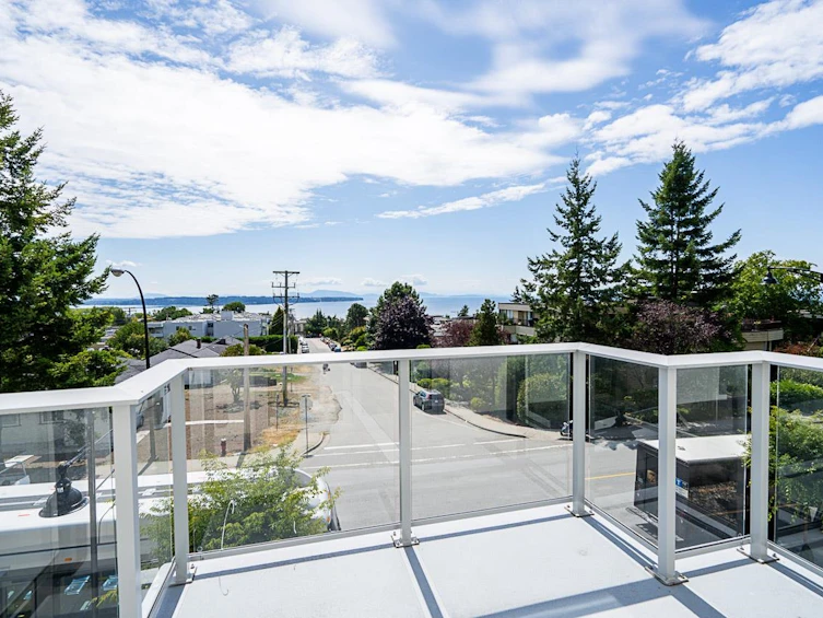 312-15165 Thrift Avenue, Surrey, BC, V4B 0C1 - 28