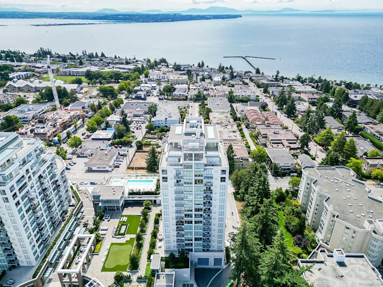 312-15165 Thrift Avenue, Surrey, BC, V4B 0C1 - 40