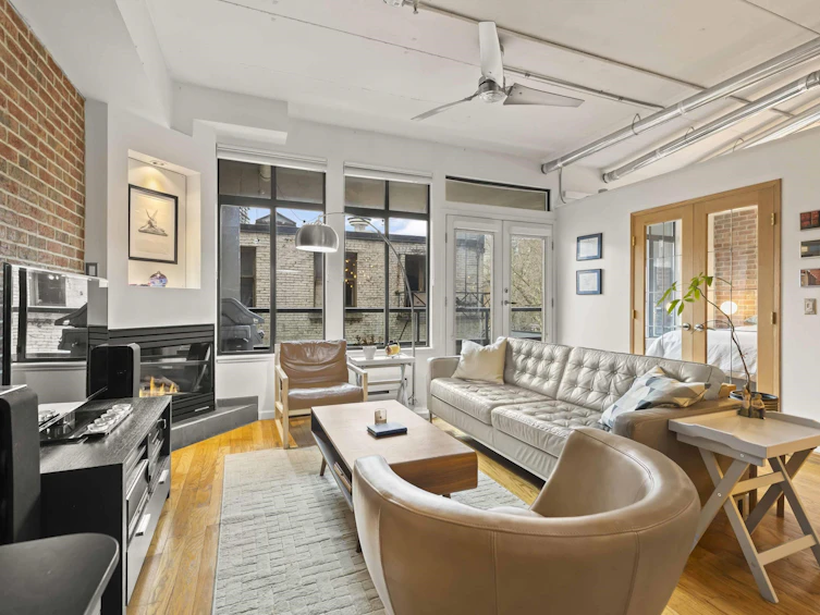 303-28 Powell Street, Vancouver, BC, V6A 1E7 - 2