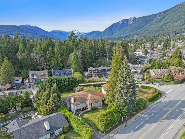 3955 Highland Boulevard, North Vancouver, BC, V7R 2Y7 - 26
