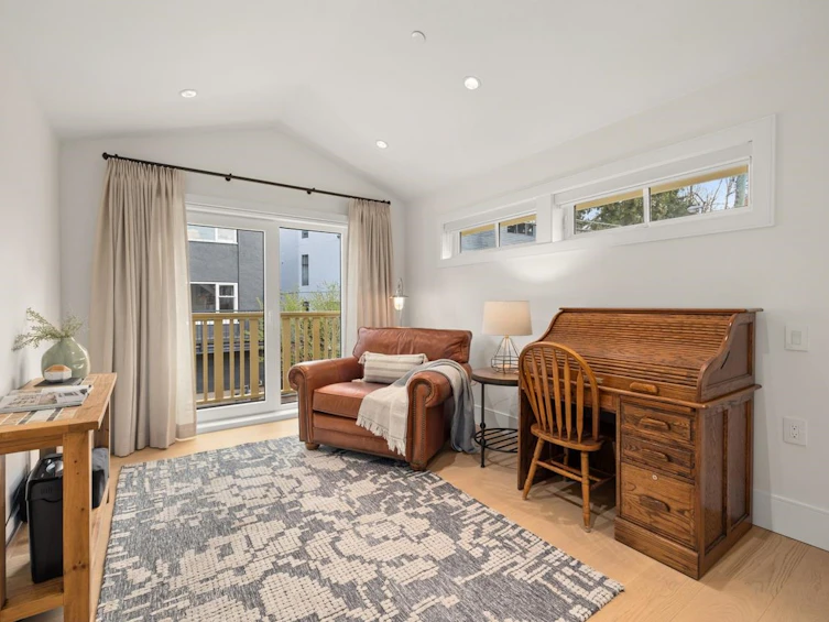 2421 W 5th Avenue, Vancouver, BC, V6K 1S7 - 25