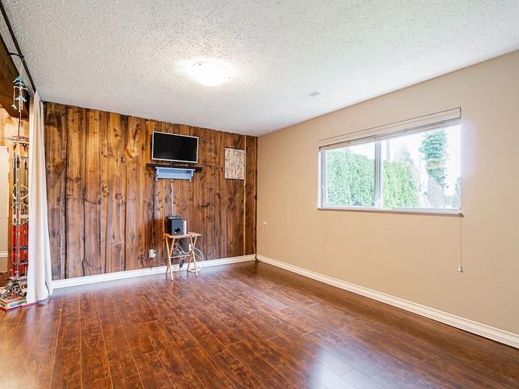 8833 Delcrest Drive, Delta, BC, V4C 3Z5 - 27