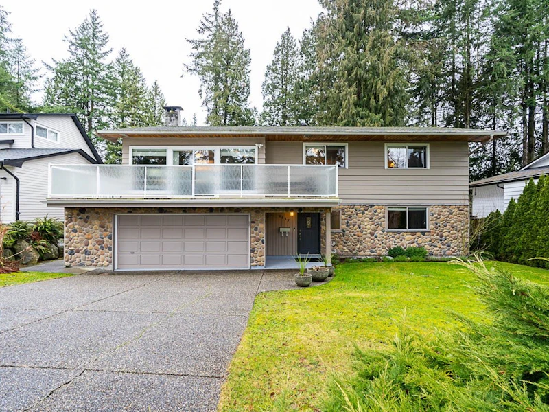 8833 Delcrest Drive, Delta BC V4C 3Z5