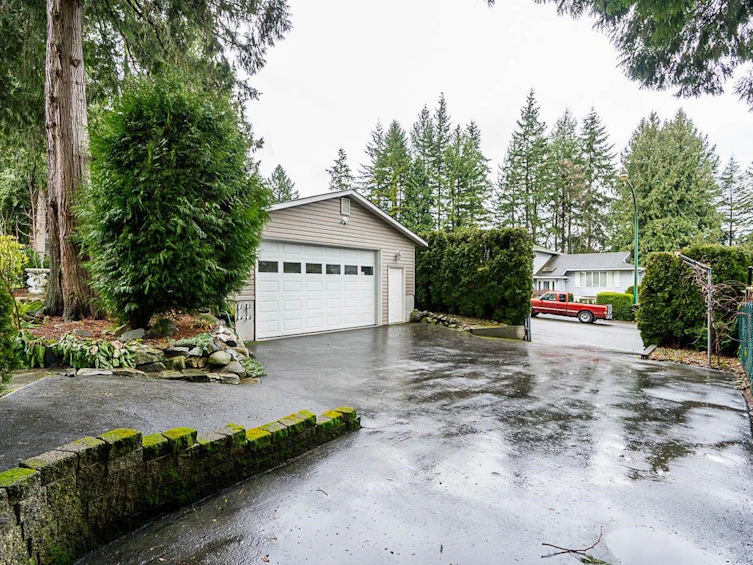 8833 Delcrest Drive, Delta, BC, V4C 3Z5 - 36