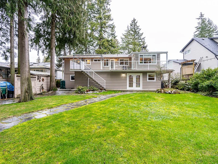 8833 Delcrest Drive, Delta, BC, V4C 3Z5 - 34