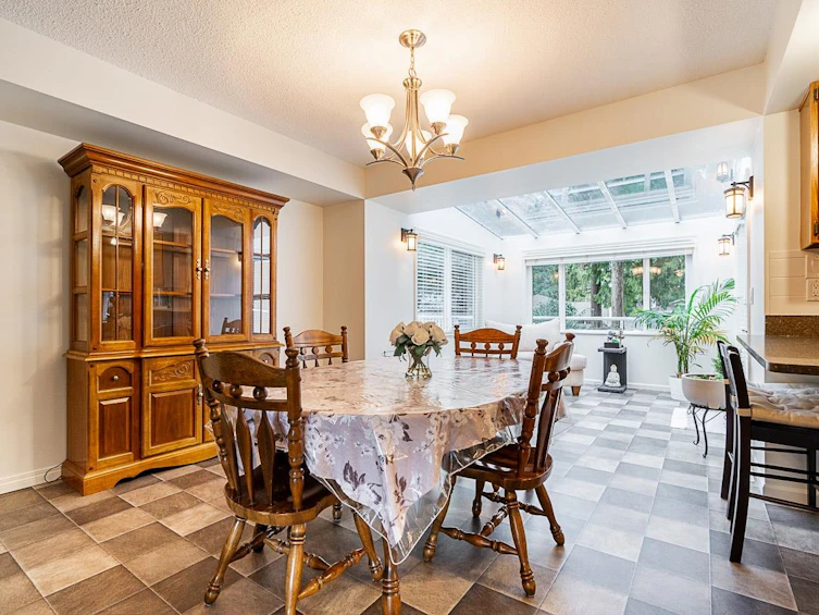 8833 Delcrest Drive, Delta, BC, V4C 3Z5 - 11