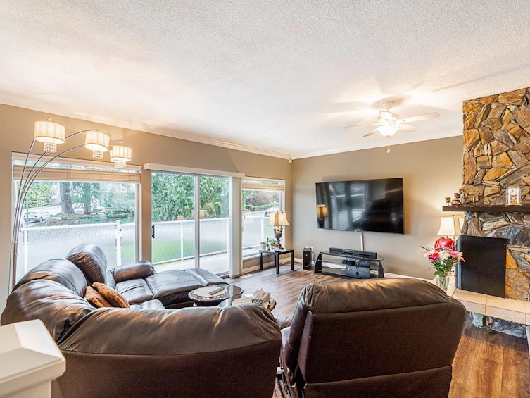 8833 Delcrest Drive, Delta, BC, V4C 3Z5 - 4