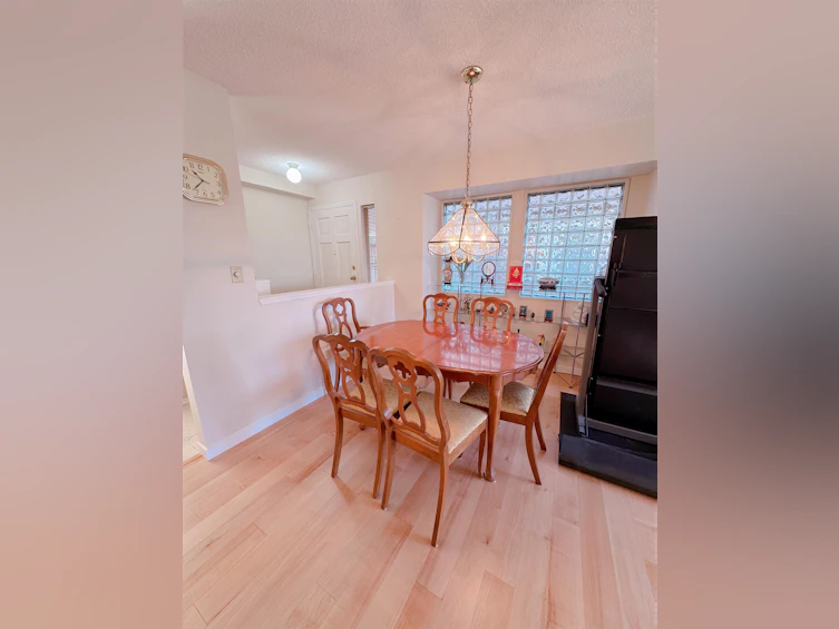 5-220 E Keith Road, North Vancouver, BC, V7L 1V5 - 3