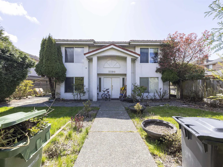 5500 Westminster Highway, Richmond, BC, V7C 1C1