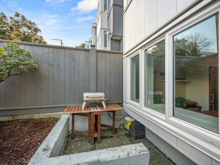 105-2133 Dundas Street, Vancouver, BC, V5L 1J7 - 23