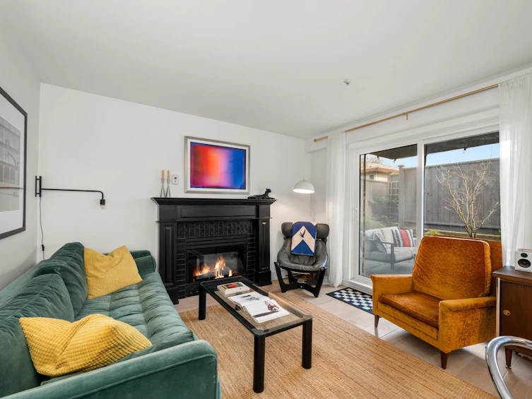 105-2133 Dundas Street, Vancouver, BC, V5L 1J7