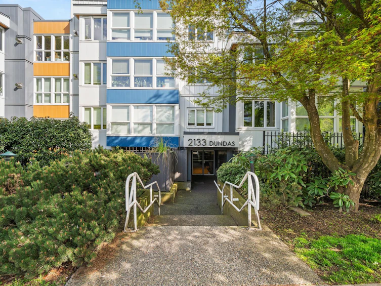 105-2133 Dundas Street, Vancouver, BC, V5L 1J7 - 4
