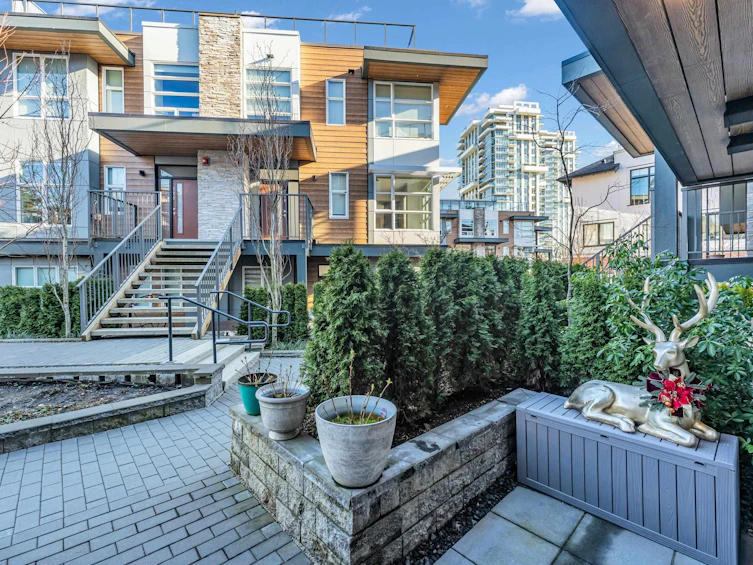 129-2060 Curling Road, North Vancouver, BC, V7P 0C6 - 2