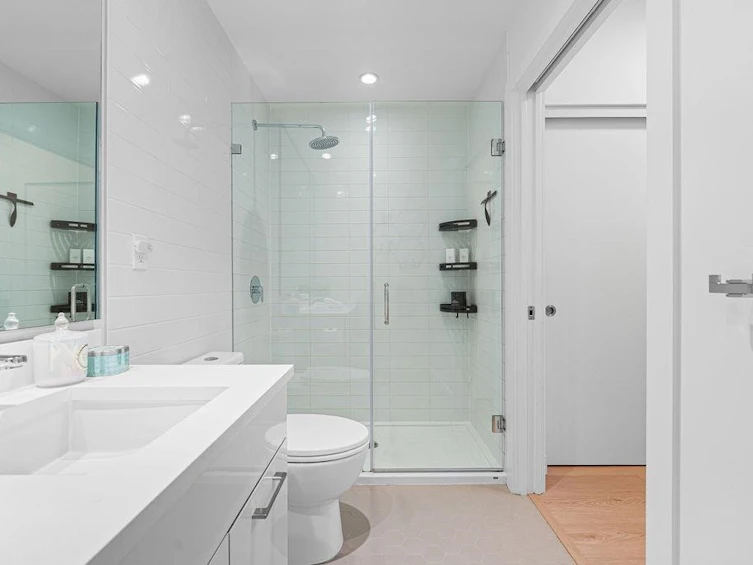 209-711 W 14th Street, North Vancouver, BC, V7M 3E8 - 13