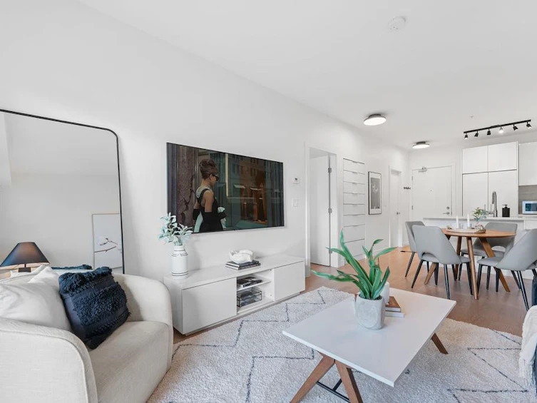 209-711 W 14th Street, North Vancouver, BC, V7M 3E8 - 17