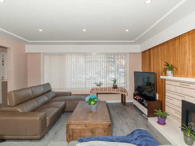 578 W 59th Avenue, Vancouver, BC, V6P 1X5 - 3