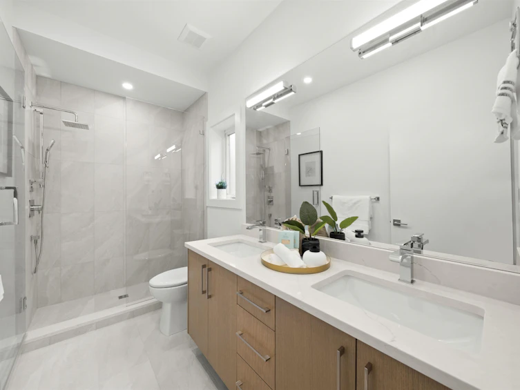1-39 W 22nd Avenue, Vancouver, BC, V5Y 2E9 - 10