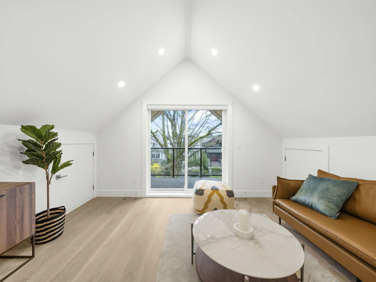 1-39 W 22nd Avenue, Vancouver, BC, V5Y 2E9 - 12