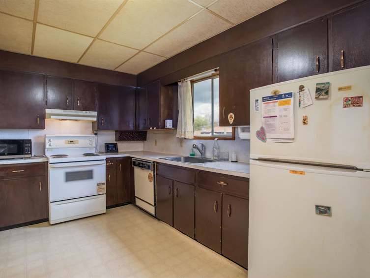 3324 Winlaw Place, Vancouver, BC, V5M 3G4 - 5